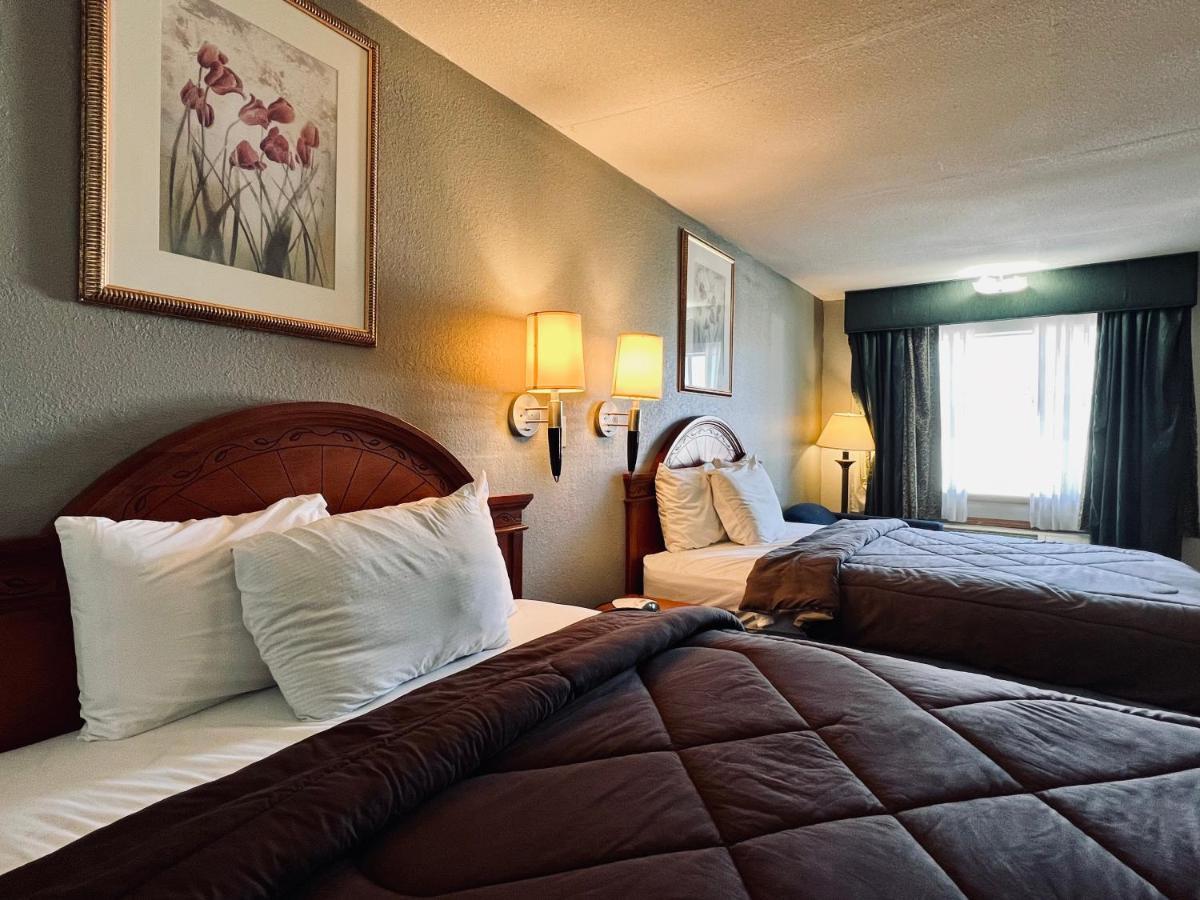 Ozark Inn & Suites Ngoại thất bức ảnh
