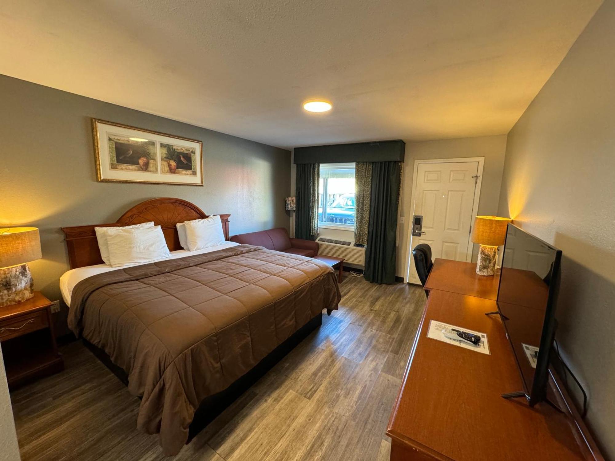 Ozark Inn & Suites Ngoại thất bức ảnh